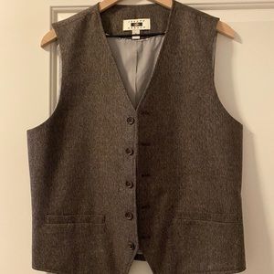 Men’s Vest- worn once Joseph Abboud